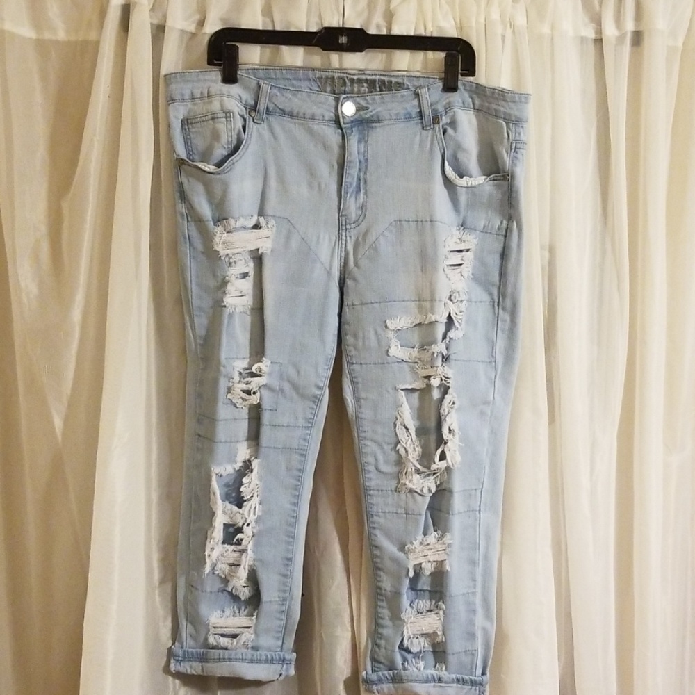 Crop deconstructed boyfriend jeans